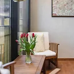 Lux Center Soltyka By Renters