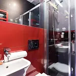 Lux Center Soltyka By Renters شقة *
