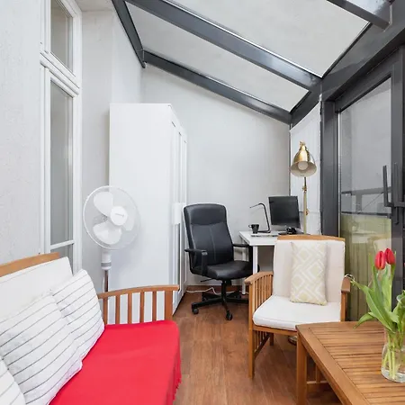 Lux Center Soltyka By Renters